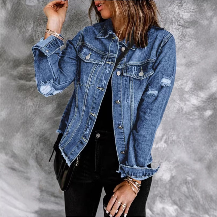Damen Jeansjacke mit lässigen Destroyed-Ärmeln und rohem Saum Echo Archiv
