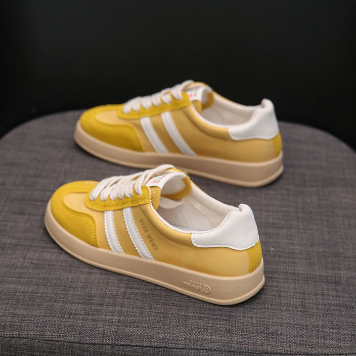 Damen Sportliche Sneakers mit modischen Streifen und dämpfender Sohle Echo Archiv