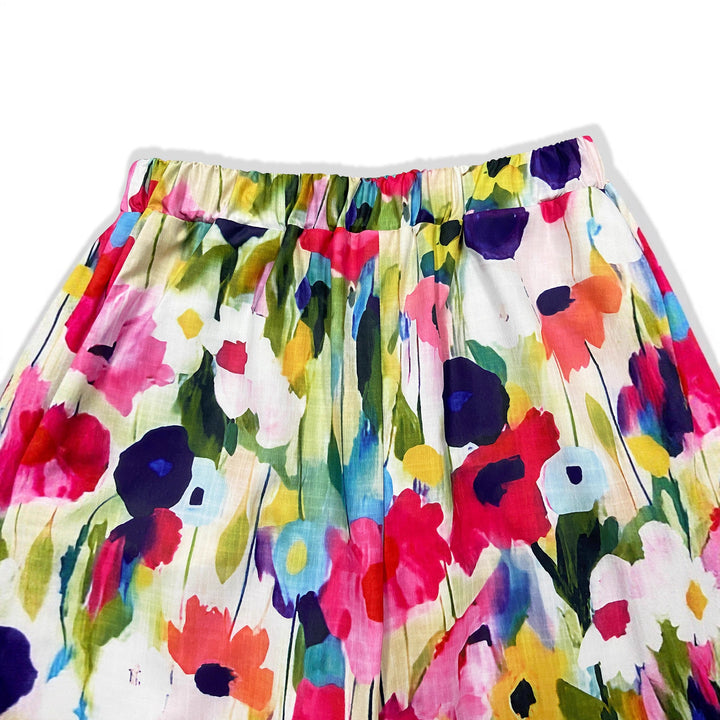 Damen Weite Sommerhose mit floralem Design und praktischen Taschen Echoarchiv