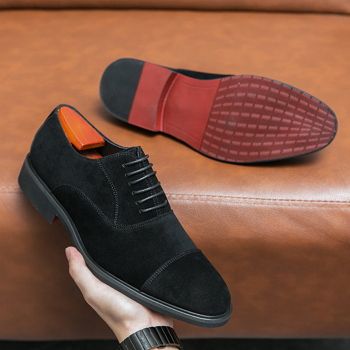Herren elegante Veloursleder Oxford-Halbschuhe mit Kaptoefen-Detail, gepolstertem Komfortfußbett und rutschfester Gummisohle Echo Archiv