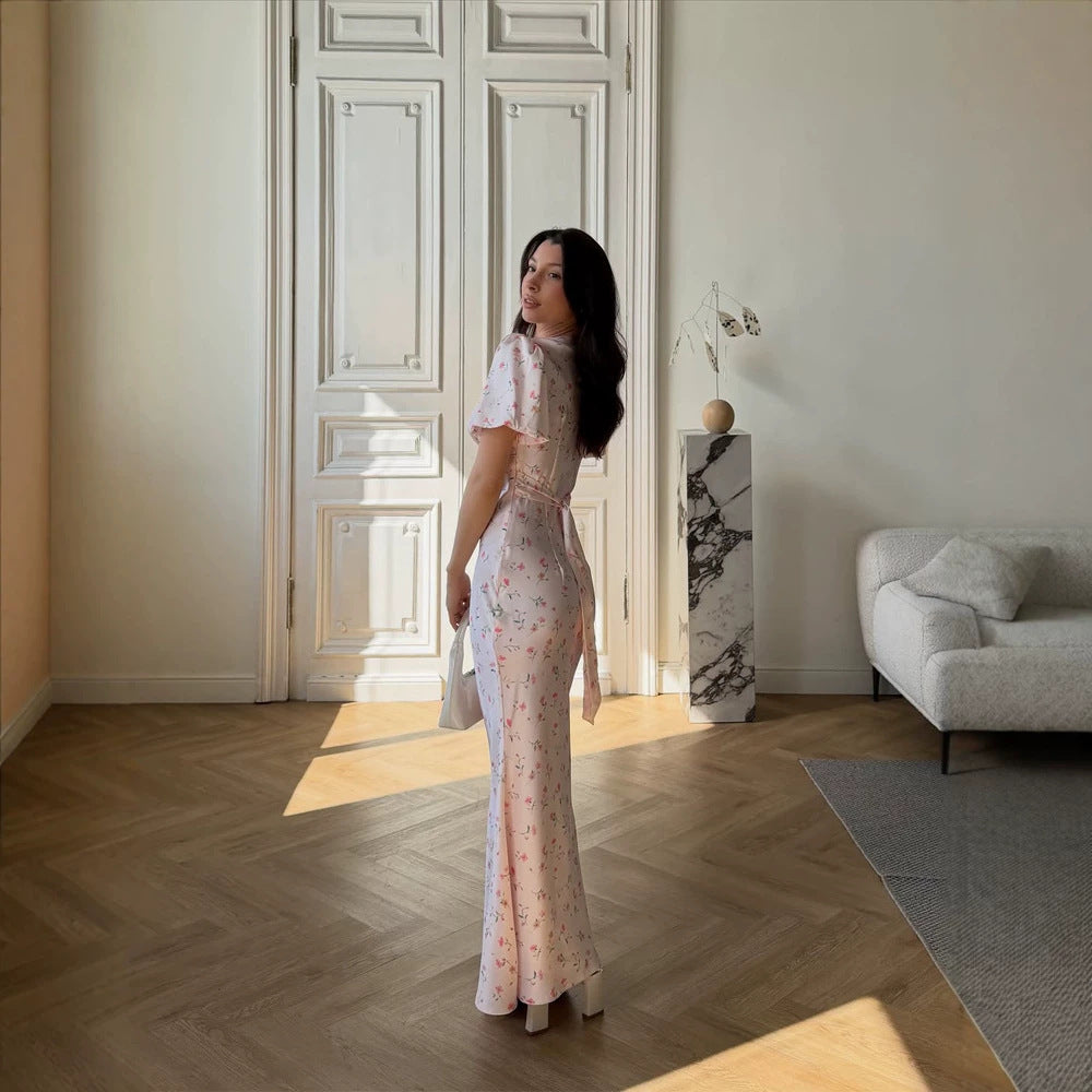 Damen Maxikleid mit floraler Satinoptik, taillierter Silhouette und kurzen Puffärmeln Echoarchiv
