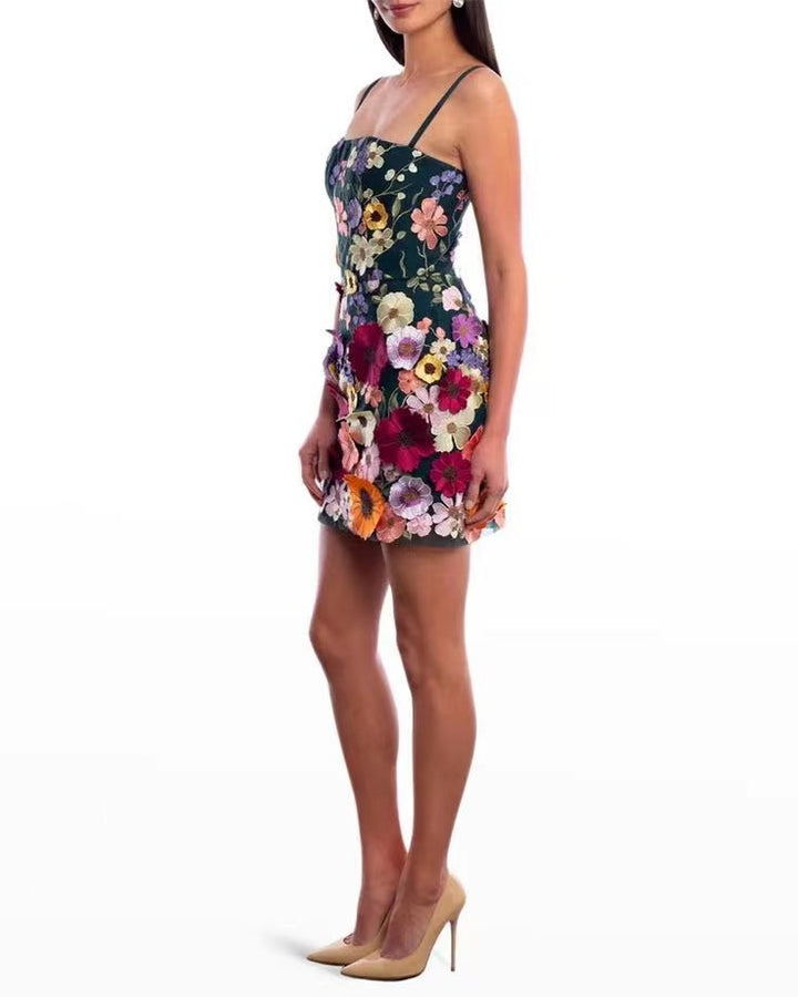 Damen Elegantes Cocktailkleid mit zarter Blumenstickerei Echo Archiv