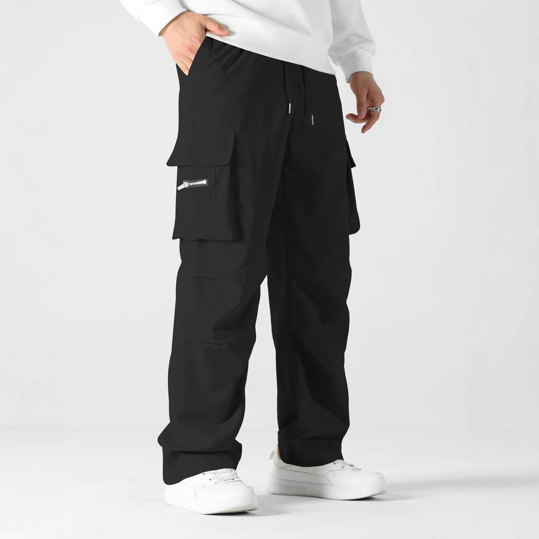 Herren Cargo-Hose mit multifunktionalen Taschen und elastischem Bund – Bravaro