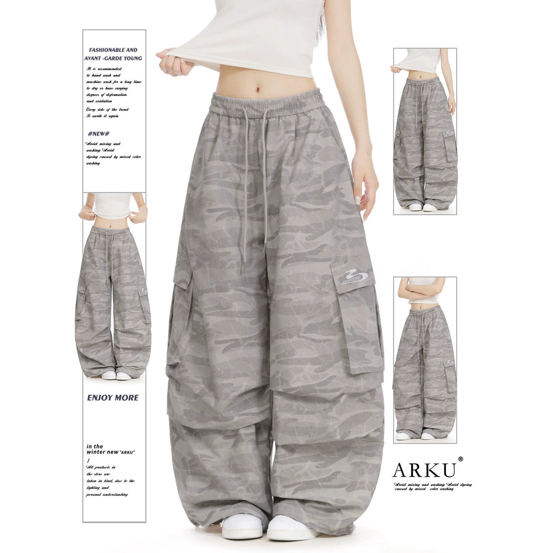 Damen Lässige Cargo-Hose im Camouflage-Design Echoarchiv