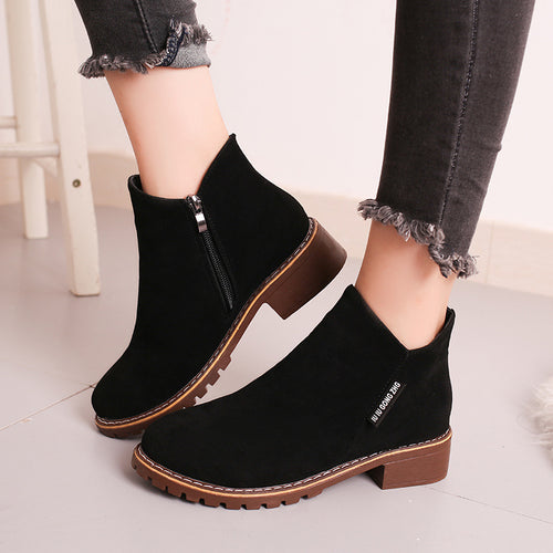 Damen nan knöchelhohe Velourslederimitat-Stiefelette mit robuster Traktorsohle und Komfortabsatz Echo Archiv