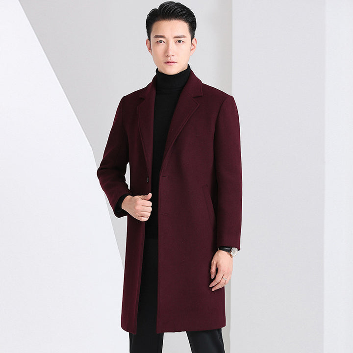 Herren eleganter Wollmantel mit klassischem Schnitt und praktischen Taschen Echoarchiv