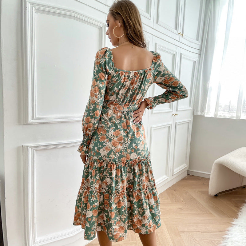 Damen Midikleid mit quadratischem Ausschnitt, Stufenrock, Puffärmmel und Taillengürtel Echoarchiv