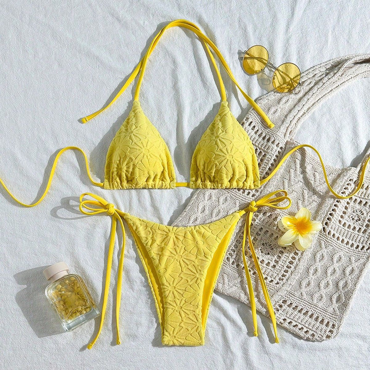 Damen Triangel-Bikini mit floraler Stickerei Echo Archiv