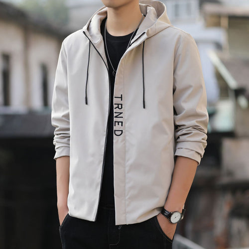 Herren leichte Kapuzen‑Shelljacke mit verdecktem Reißverschluss und minimalistischer Utility‑Optik Echo Archiv