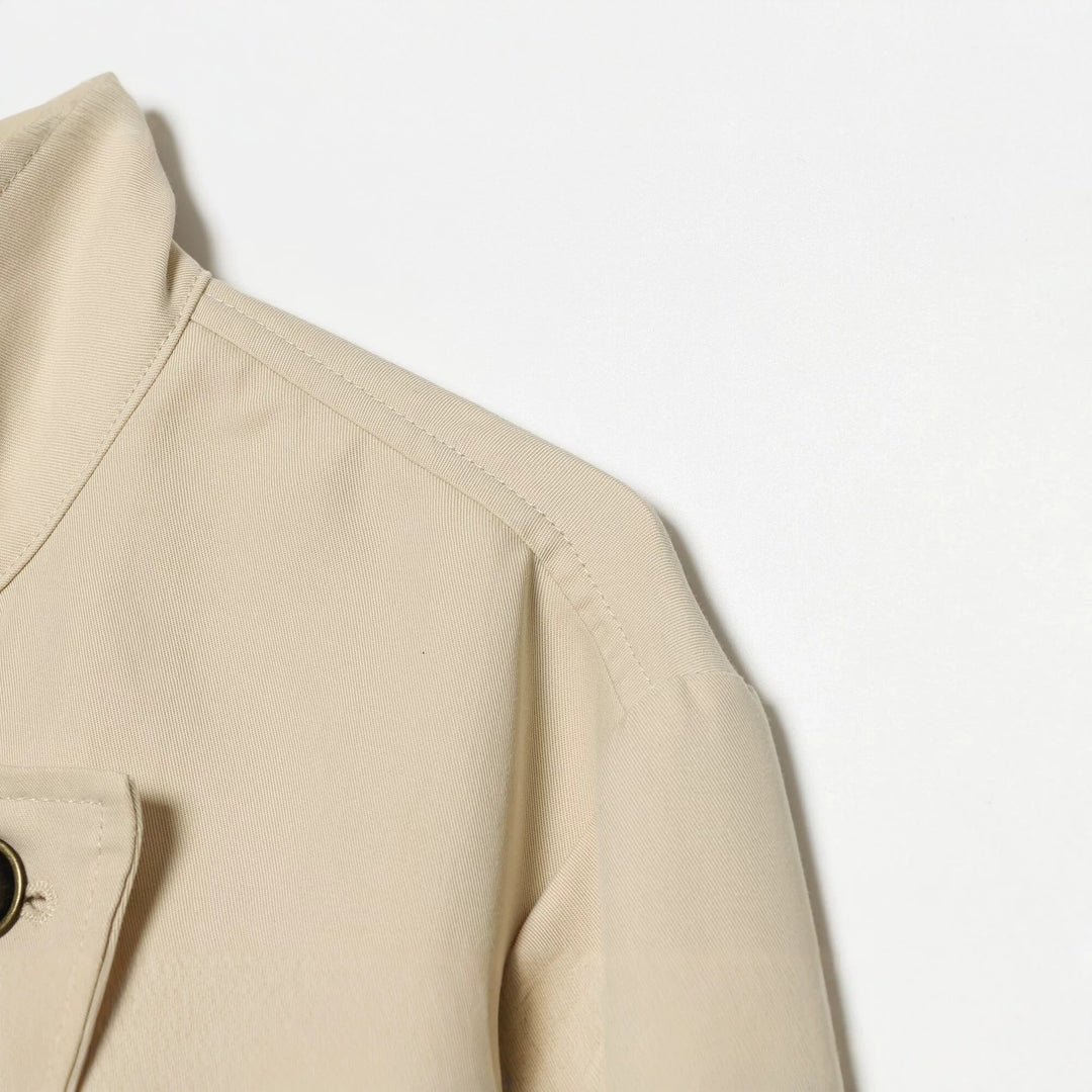 Damen Asymmetrische Kurzjacke mit Stehkragen und taillierten Nähten Echo Archiv