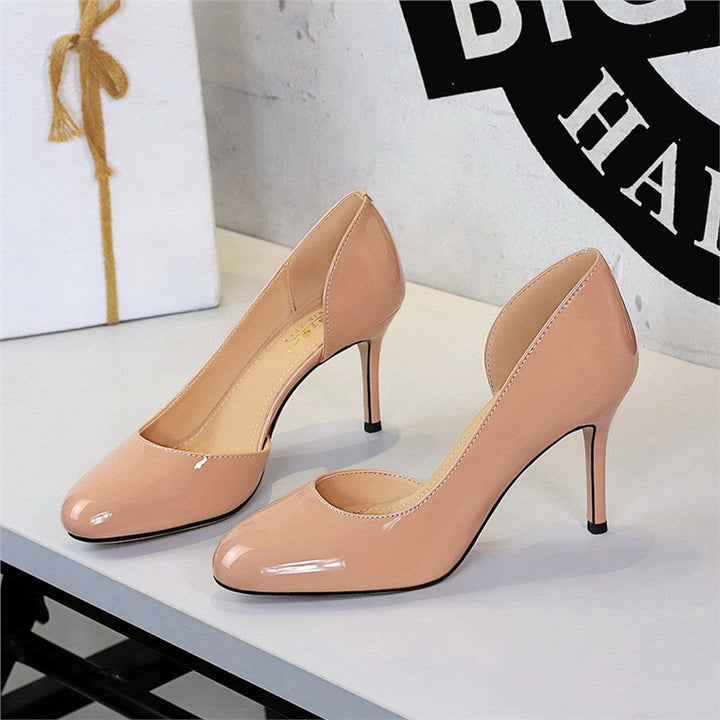 Damen Elegante Lack‑Pumps mit geschwungener Fersenlinie und mittelhohem Stiletto‑Absatz – Lioré
