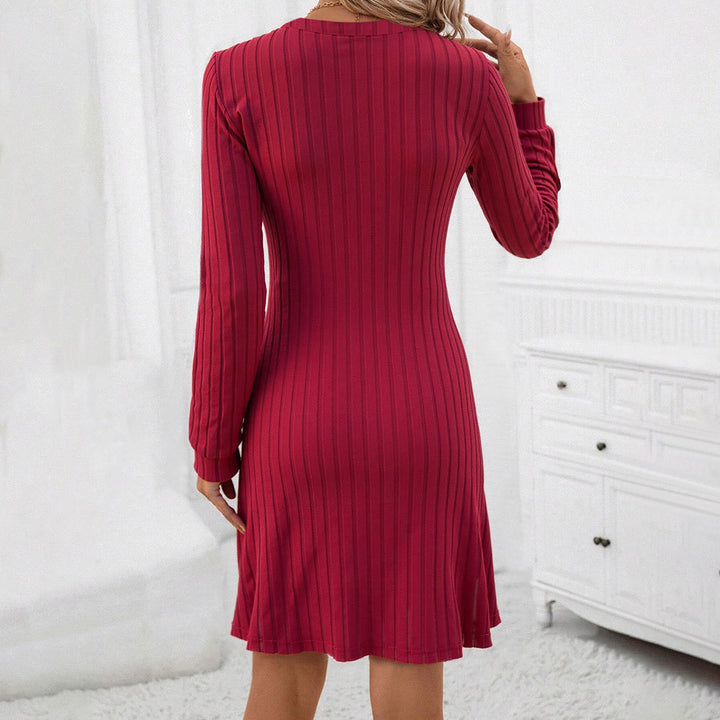 Damen geripptes Strickmidikleid mit V-Ausschnitt figurbetonter Taillenform und Ballonärmeln – Élara