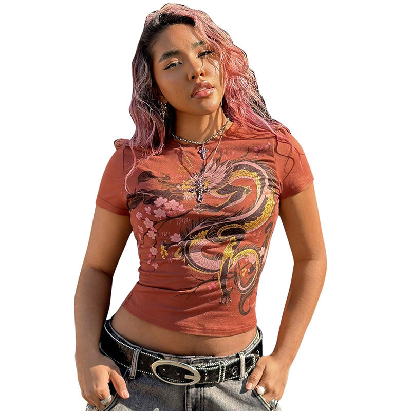 Damen T-Shirt mit kultiviertem Druckdesign und figurbetontem Schnitt Echo Archiv