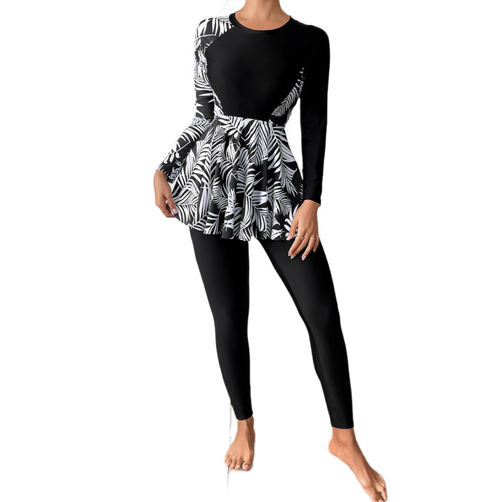 Damen Sportlicher Langarm Badeanzug mit Rüschendetails Echo Archiv