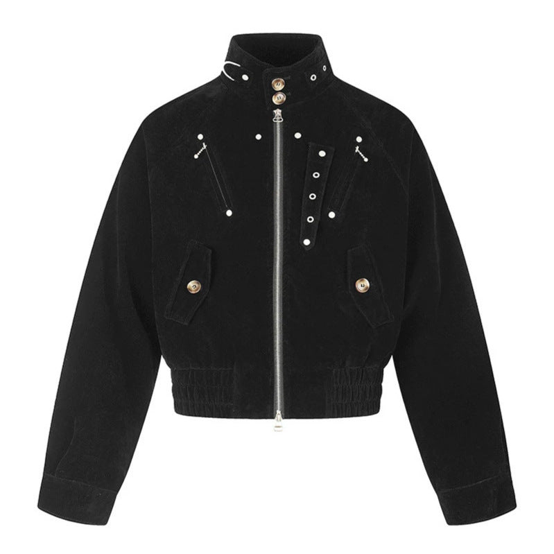 Damen kurze Wildleder‑Bomberjacke mit hohem Stehkragen und metallischen Details Echoarchiv