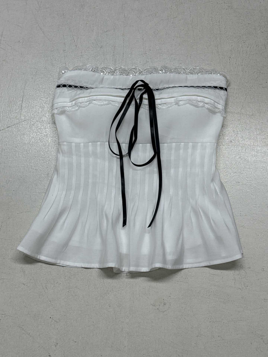 Damen Off-Shoulder Blusenshirt mit Rüschen und Bindeband Echo Archiv