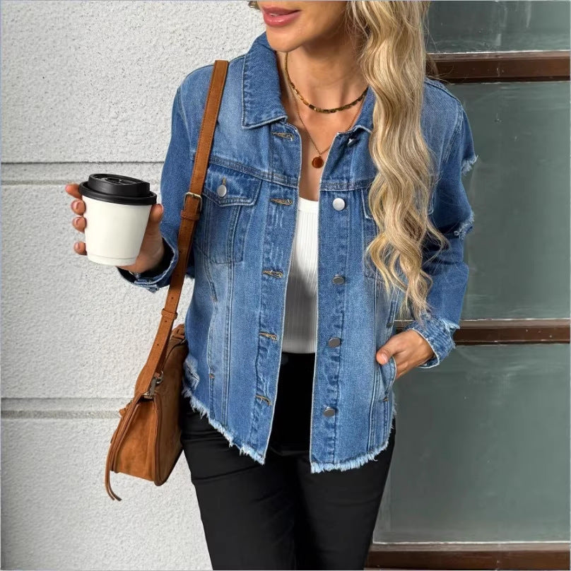 Damen Jeansjacke mit lässigen Destroyed-Ärmeln und rohem Saum Echo Archiv
