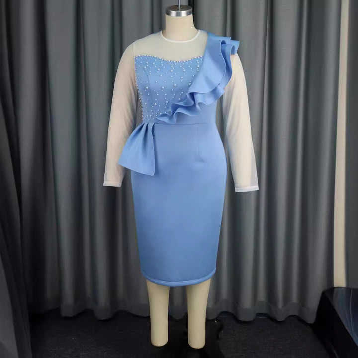 Damen elegantes Kleid mit Rüschen und Perlenapplikationen Echo Archiv