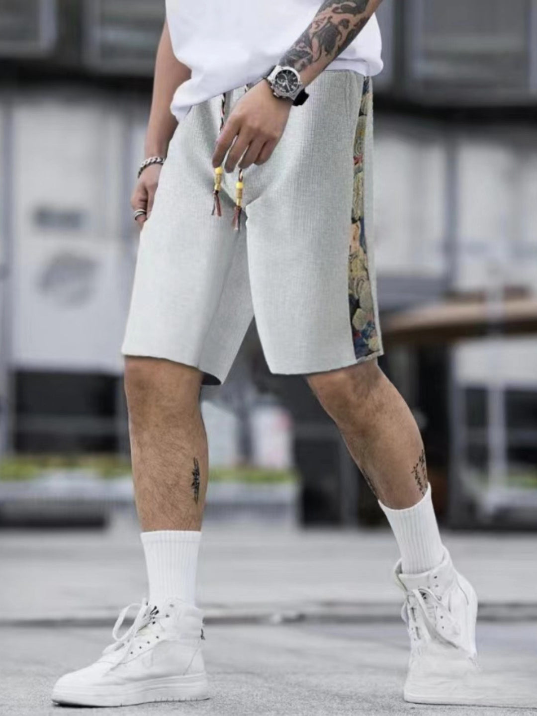 Herren lässige Shorts mit kontrastierenden seitlichen Mustern Echoarchiv