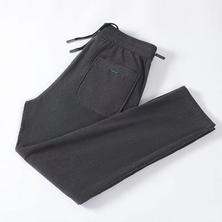 Herren Bequeme Jogginghose mit seitlichen Taschen Echo Archiv