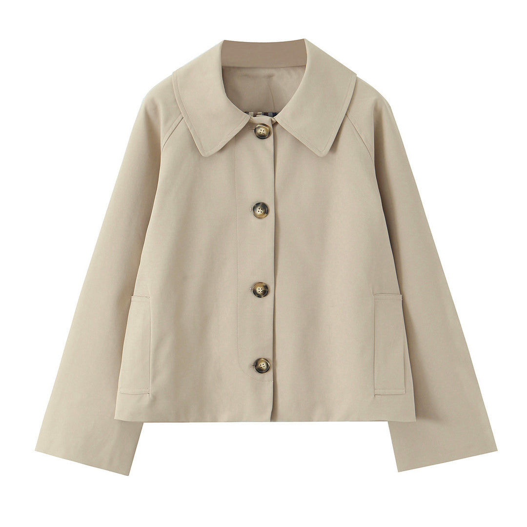 Damen Kurz geschnittene Boxy-Jacke mit weitem Hemdkragen und durchgehender Knopfleiste Echoarchiv