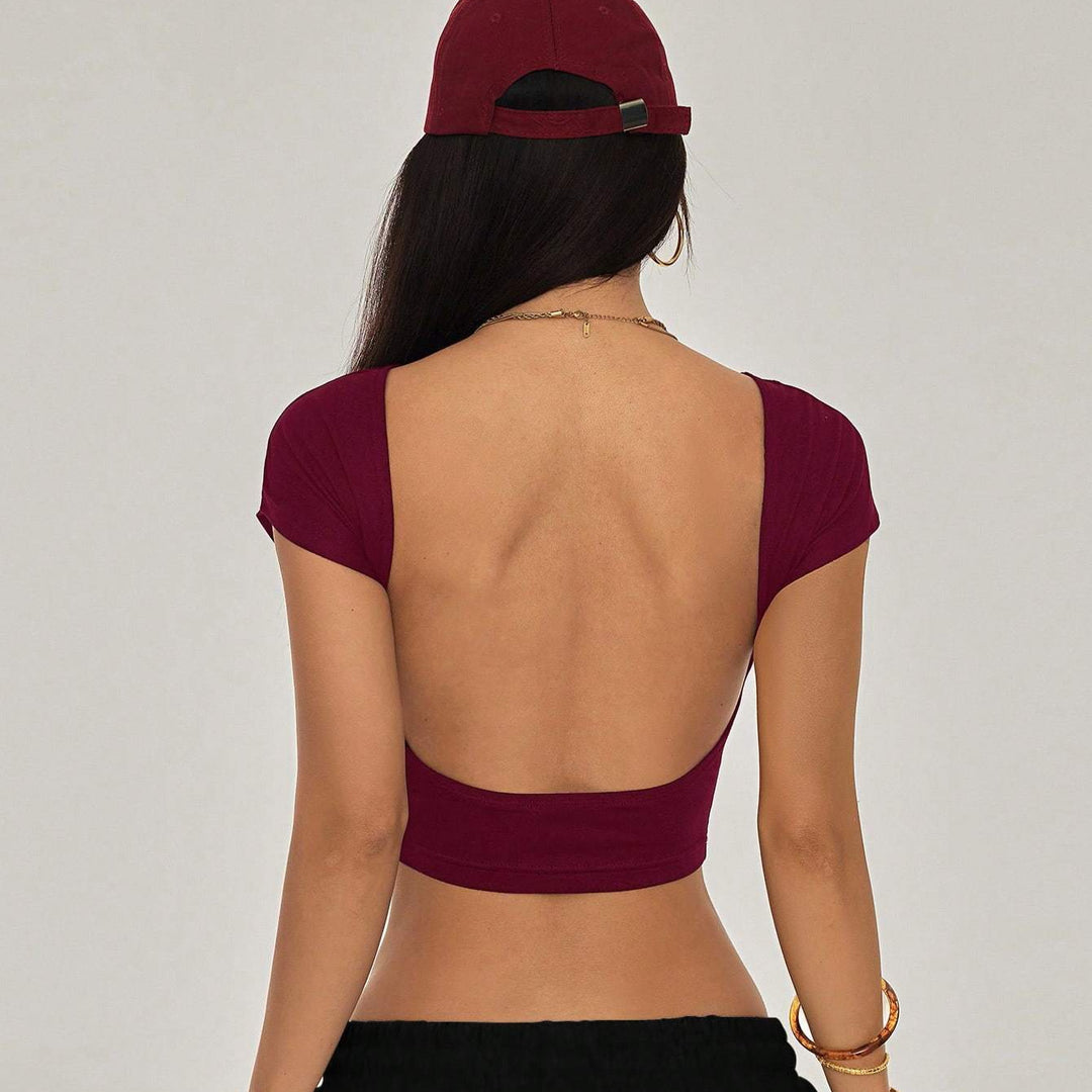 Damen Crop-Top mit breitem Ausschnitt und körperbetontem Schnitt Echo Archiv