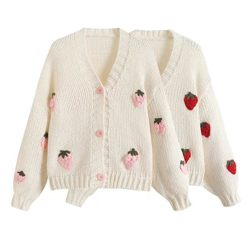 Damen Kurzcardigan mit Erdbeer-Applikationen und grobem Strick – Veloura