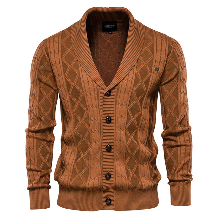 Herren Strickjacke mit stilvollem Überkragen und klassischem Muster Echoarchiv