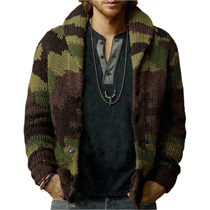 Herren Strickjacke im einzigartigen Camouflage-Design mit hohem Kragen Echoarchiv