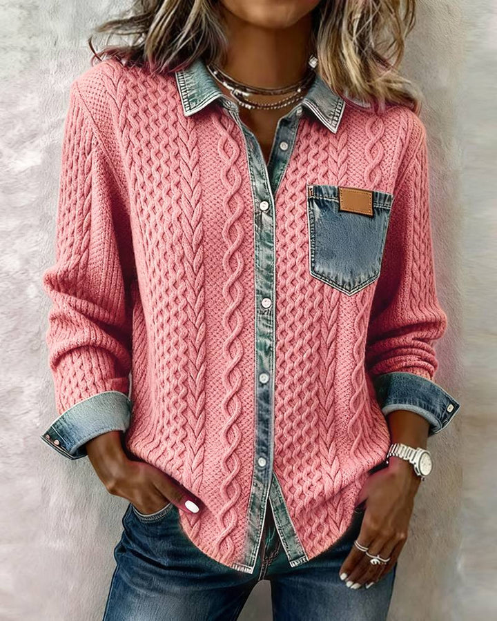 Damen Strickjacke mit Denim-Look-Kragen, dekorativer Knopfleiste und Brusttasche – Veloura