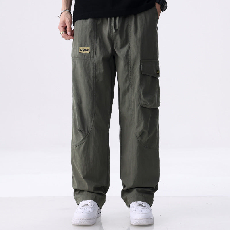 Herren Weite Utility-Cargohose aus Baumwollmix mit Kordelzugbund und aufgesetzten Klappentaschen Echoarchiv