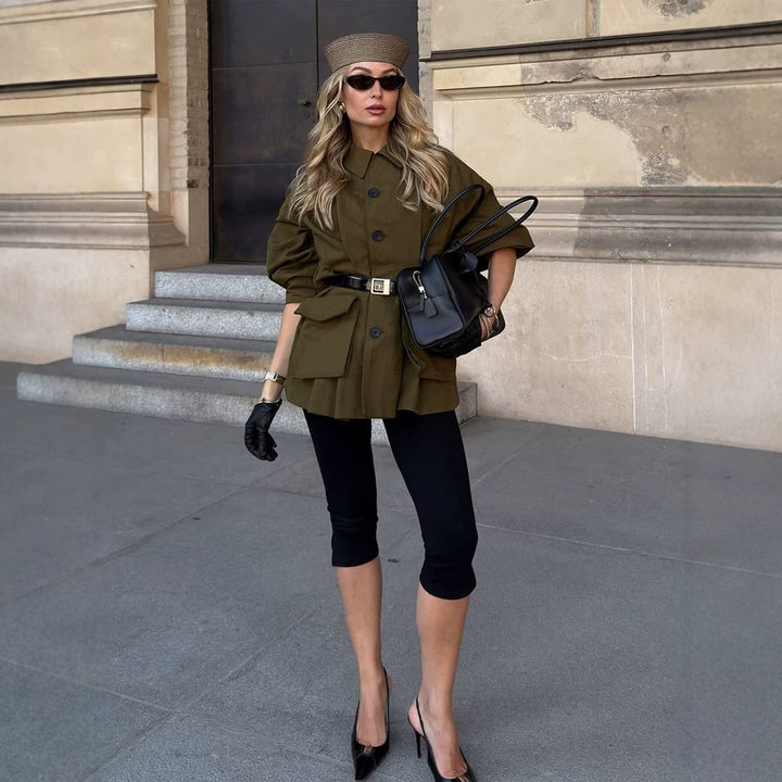 Damen Kurzjacke im Utility‑Stil mit Ballonärmeln & aufgesetzten Klappentaschen Echoarchiv