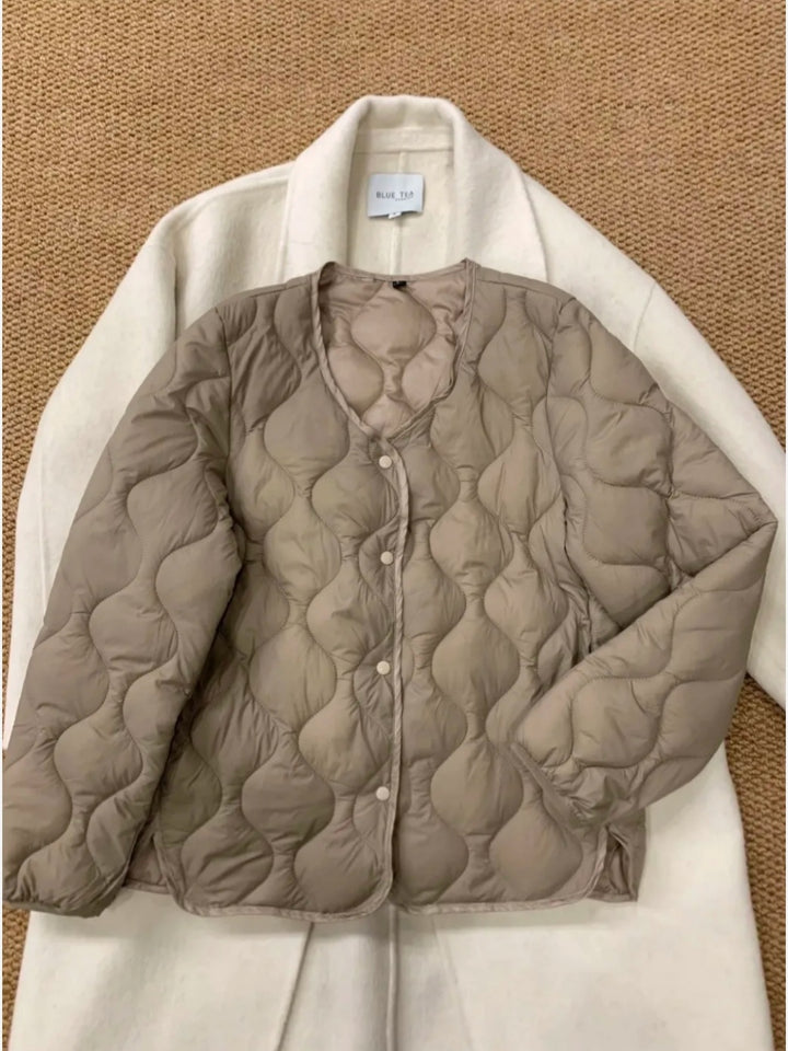 Damen Elegante, gefütterte Steppjacke Echoarchiv