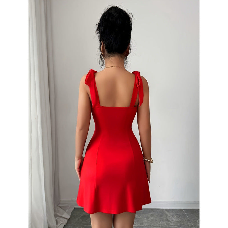 Damen Minikleid mit dekorativen Trägern und glamourösen Perlendetails Echo Archiv