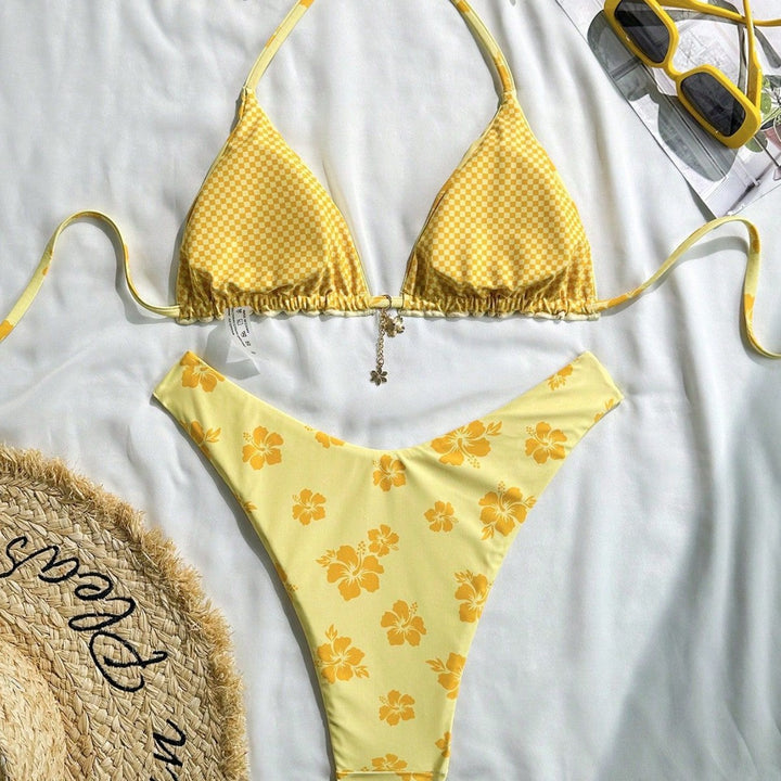 Damen Triangel-Bikini mit verspieltem Blumendesign Echo Archiv