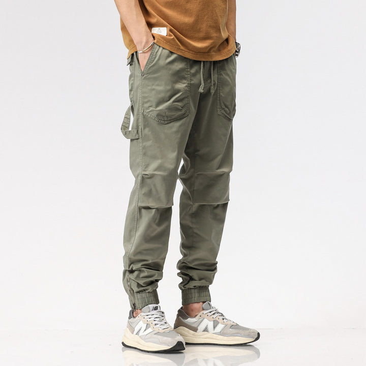 Herren Cargohose mit praktischen Taschen und elastischem Bund Echoarchiv