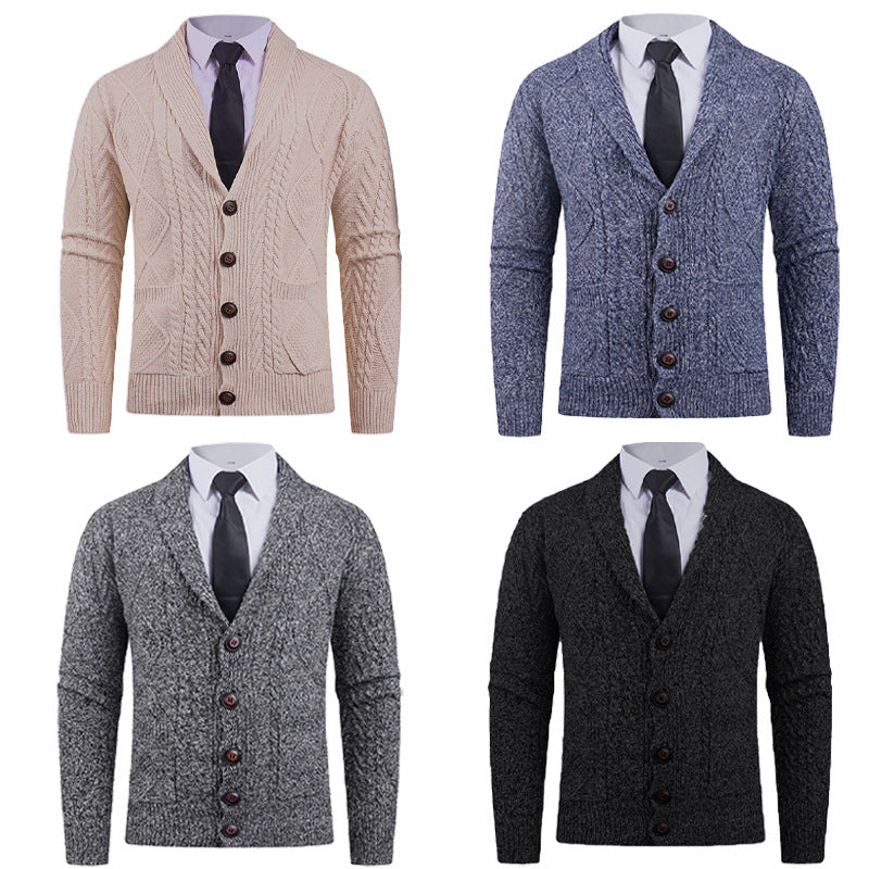 Herren nan Strickcardigan mit Schalkragen, Zopfmuster, aufgesetzten Taschen und Knopfleiste Echo Archiv