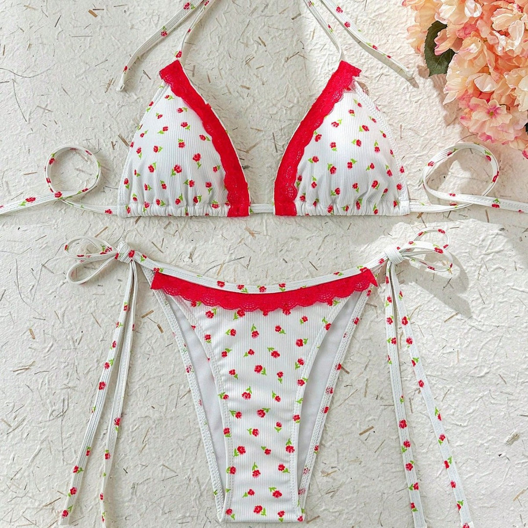 Damen Triangel-Bikini mit verspieltem Erdbeer-Muster Echo Archiv