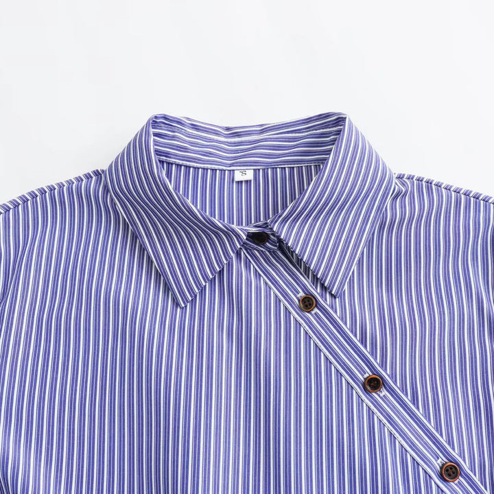 Damen Oversize Streifenbluse mit diagonaler Knopfleiste und Kentkragen Echoarchiv