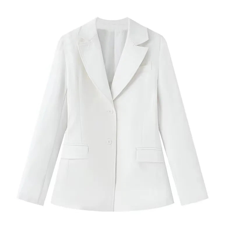 Damen nan schlanker Business-Blazer mit taillierter Schnittführung, fallendem Revers und Pattentaschen Echo Archiv