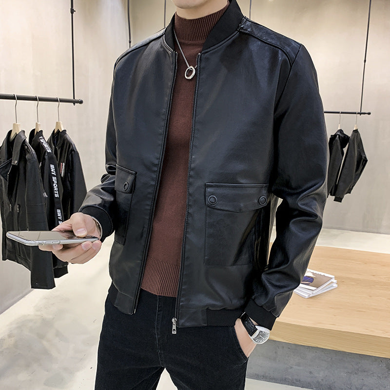 Herren Kunstleder-Bomberjacke im Aviator-Minimalstil mit Pattentaschen und Rippbündchen Echoarchiv