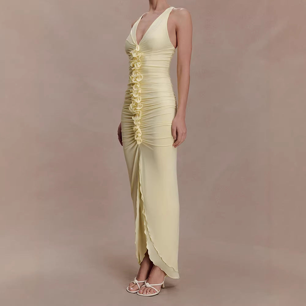 Damen Hochwertiges Abendkleid mit tiefem V-Ausschnitt und Raffungen Echo Archiv