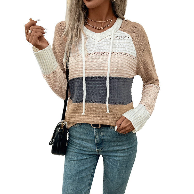 Damen Feinstrick-Kapuzenpullover mit Blockstreifen, V-Ausschnitt und Rippenbündchen Echoarchiv
