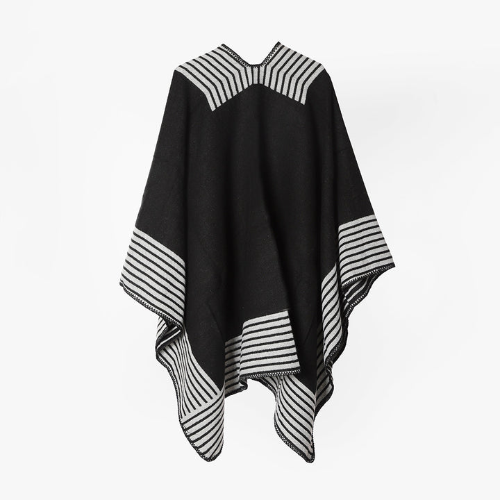 Damen Strickponcho aus Wollmix mit gestreiftem Jacquard und asymmetrischem Zipfelsaum – Avérine