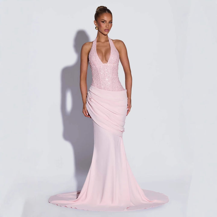 Damen Glänzendes Abendkleid mit figurbetontem Schnitt und schimmernden Pailletten Echo Archiv
