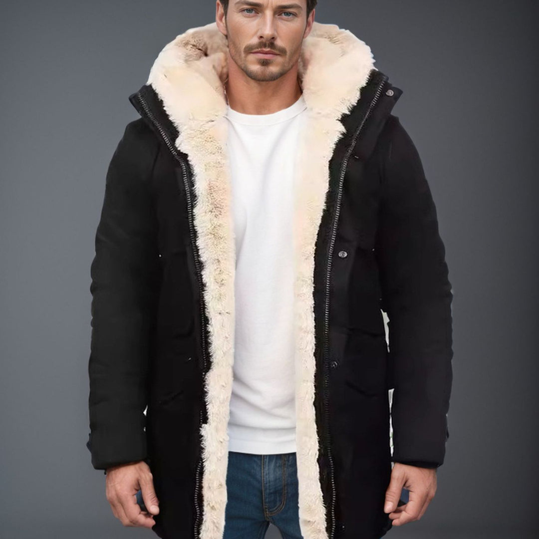 Herren Parka im Field‑Stil mit Teddyfutter in Kapuze, aufgesetzten Pattentaschen und Druckknopfverschluss Echoarchiv