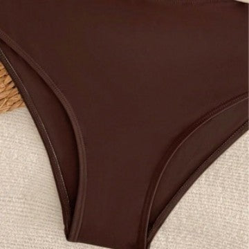 Damen Triangel-Bikini mit schickem Twist-Design Echo Archiv