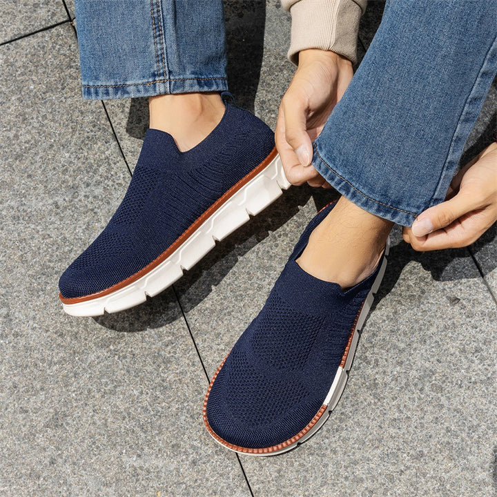 Herren Leichter Strick-Slip-On Sneaker mit Memory-Foam-Komfort und flexibler Profilsohle Echoarchiv
