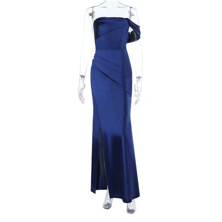 Damen Elegantes Off-Shoulder Maxikleid mit asymmetrischem Schnitt und seitlichem Schlitz Echo Archiv