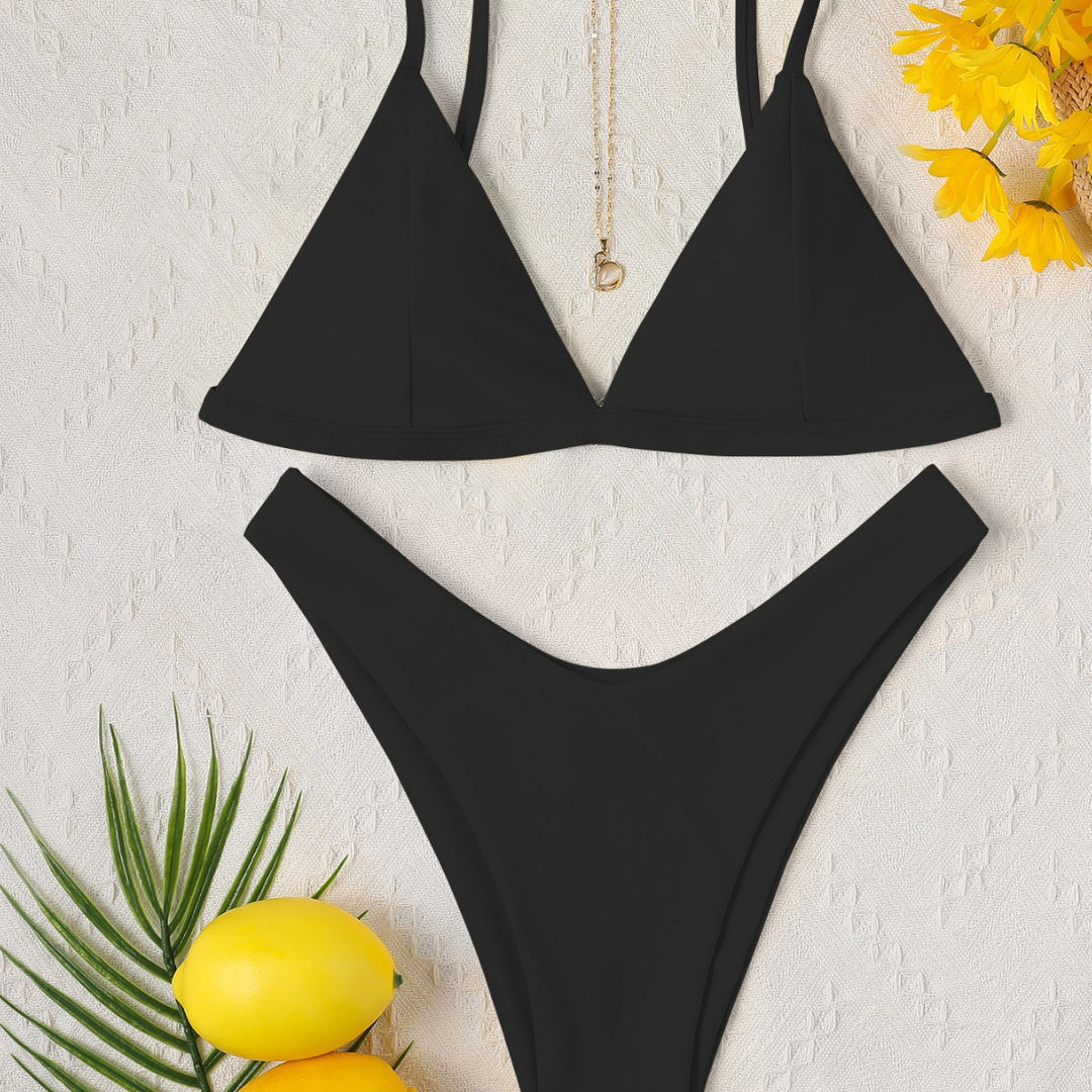 Damen Triangel-Bikini mit hochgeschnittenem Design und feinen Rippstrukturen Echo Archiv
